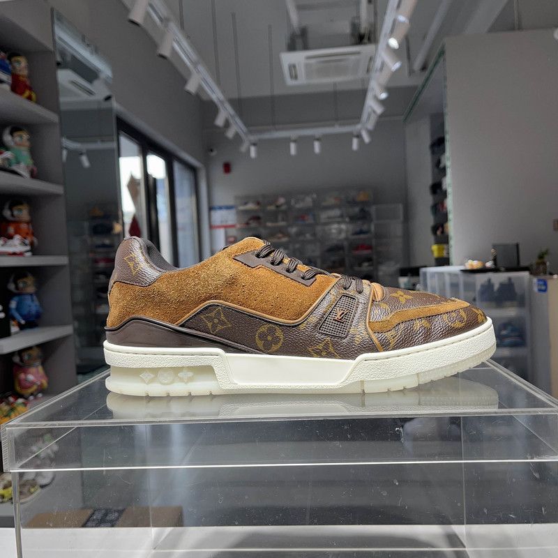 Louis Vuitton Louis Vuitton Stylish Low-Top Trainer Sneakers 0079 Size US 10 / IT 40 - 9 Thumbnail