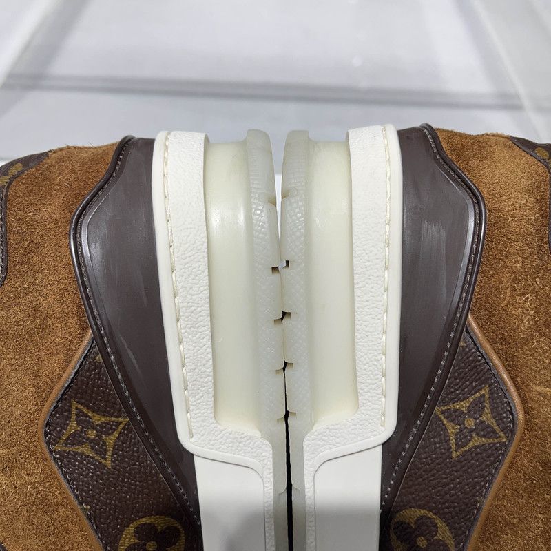 Louis Vuitton Louis Vuitton Stylish Low-Top Trainer Sneakers 0079 Size US 10 / IT 40 - 11 Thumbnail