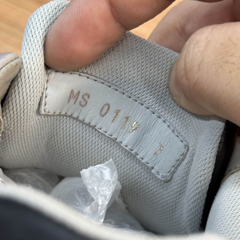 Louis Vuitton Louis Vuitton Trainer Sneakers in Black and Gray 0079 Size US 10 / IT 40 - 5 Thumbnail