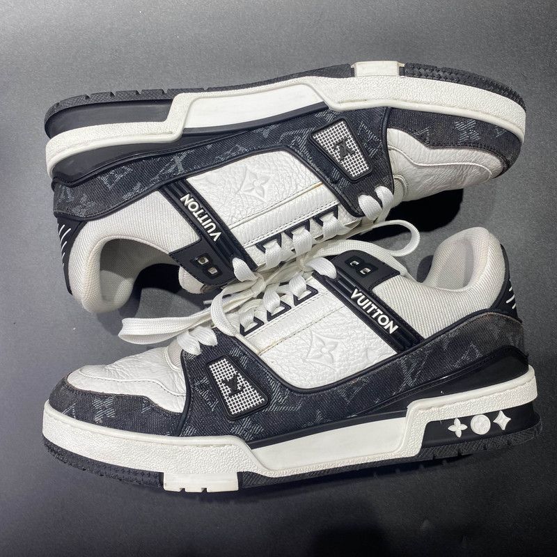 Louis Vuitton Louis Vuitton Panda Trainer Low Top Fashion Sneakers 0079 Size US 9 / IT 39 - 7 Thumbnail