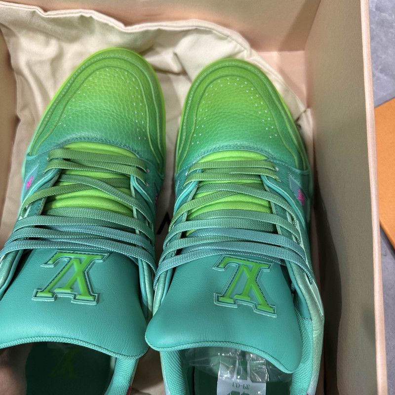 Louis Vuitton Louis Vuitton Trainer Fashion Sneakers in Blue Green 0079 Size US 10 / IT 40 - 7 Thumbnail