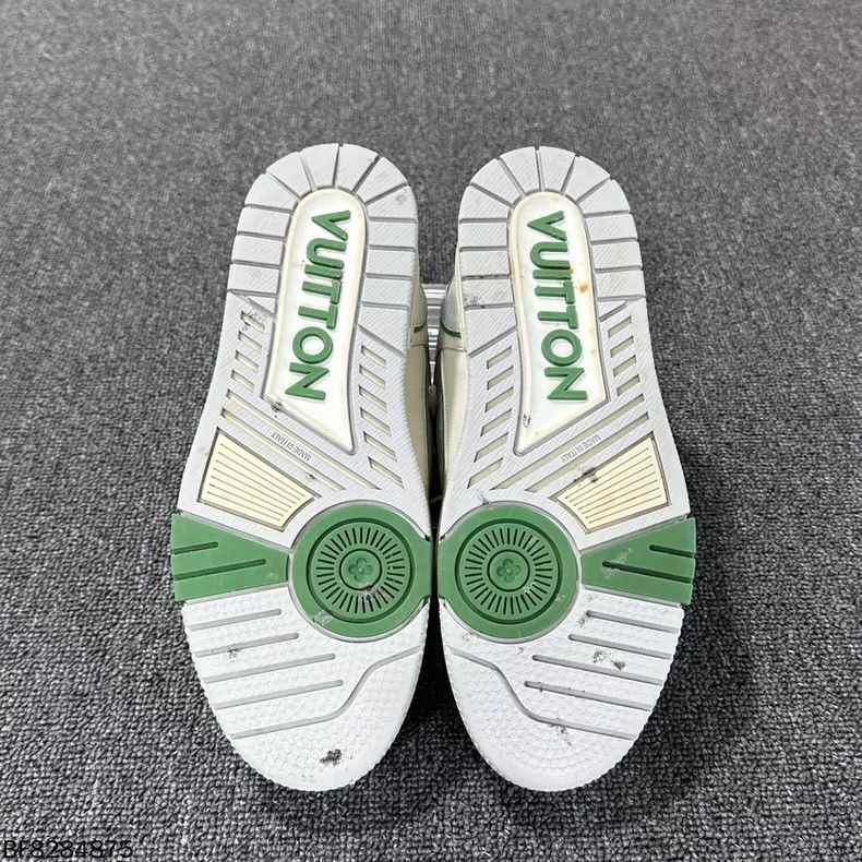 Louis Vuitton LV Louis Vuitton trainer sneakers Size US 15 / EU 48 - 6 Thumbnail