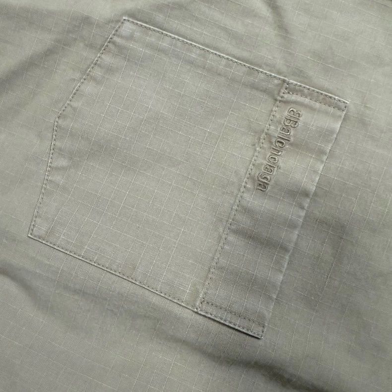 Balenciaga Balenciaga Logo Button-Up Shirt Size US M / EU 48-50 / 2 - 3 Thumbnail