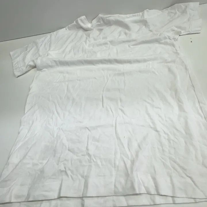 Comme des Garcons PLAY Comme des Garçons Play White Heart Short Sleeve Tee 0079 Size US M / EU 48-50 / 2 - 16 Thumbnail