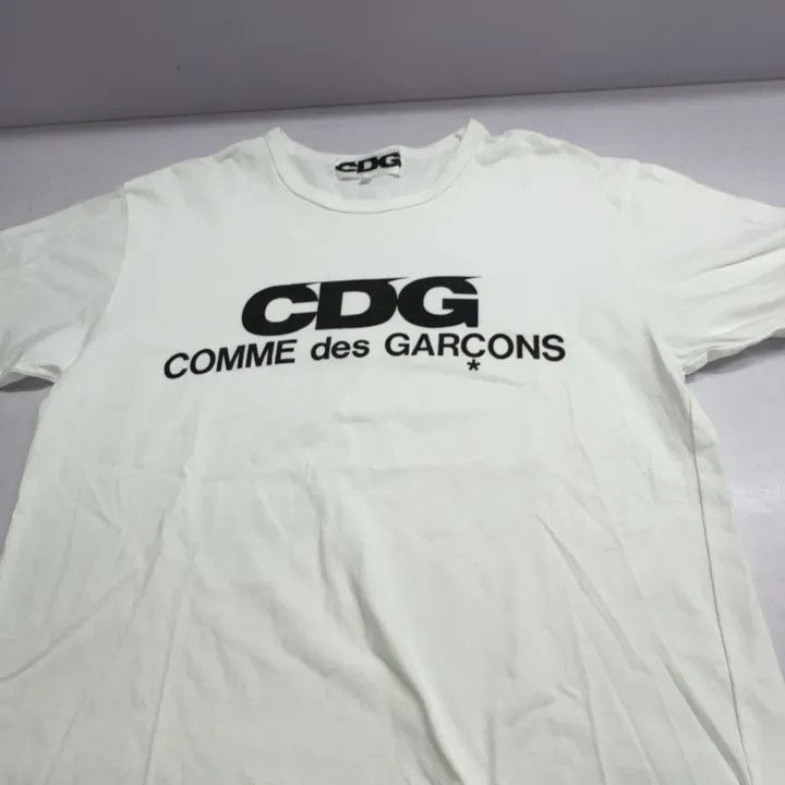 Comme des Garcons CDG Comme Des Garcons Classic Logo T-Shirt 0079 Size US M / EU 48-50 / 2 - 9 Thumbnail