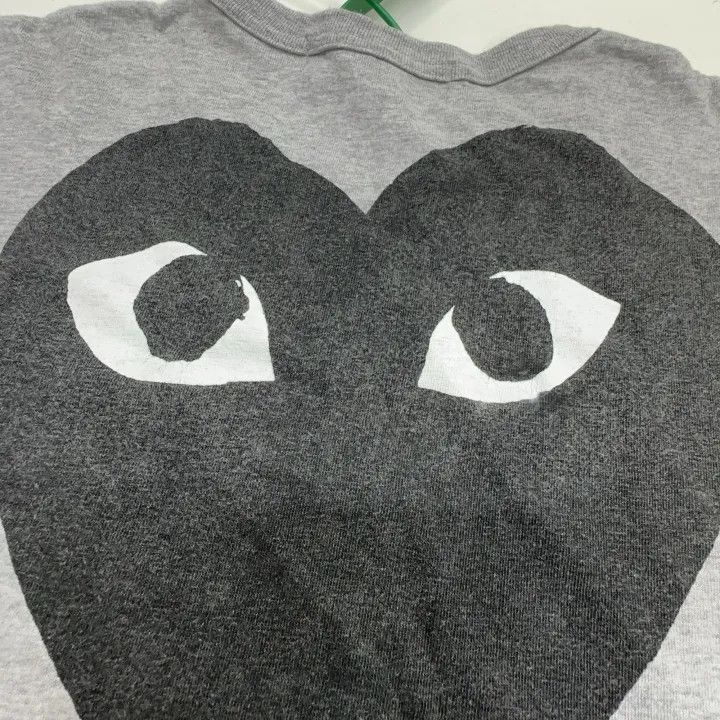 Comme des Garcons PLAY Comme des Garçons Play Gray Heart Logo T-Shirt 0079 Size L / US 10 / IT 46 - 4 Thumbnail
