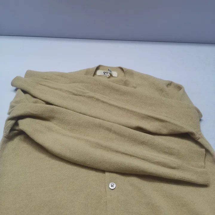 Comme des Garcons PLAY Comme des Garçons Play Beige Heart Cardigan 0079 Size L / US 10 / IT 46 - 9 Thumbnail