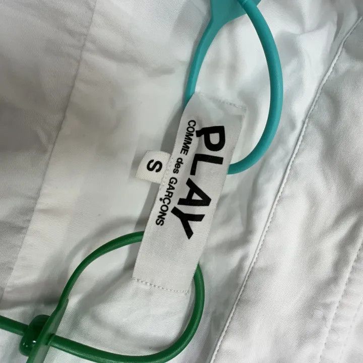 Comme des Garcons Comme des Garçons Play White Shirt with Heart Detail 0079 Size S / US 4 / IT 40 - 3 Thumbnail