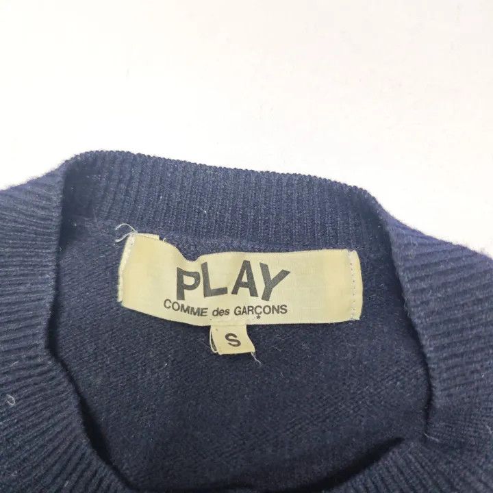 Comme des Garcons PLAY Comme des Garçons Play Navy Heart Cardigan 0079 Size S / US 4 / IT 40 - 4 Thumbnail