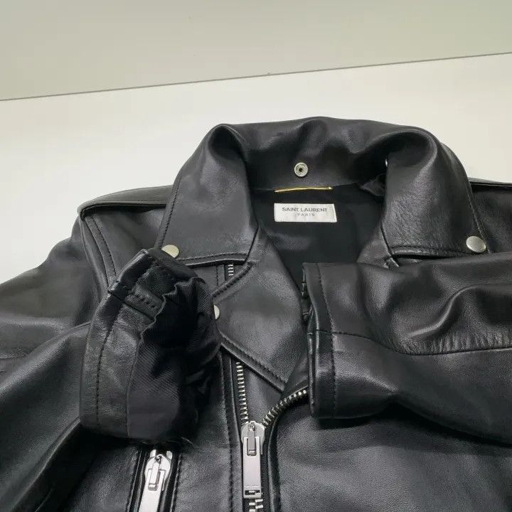 Yves Saint Laurent Saint Laurent Black Leather Biker Jacket for Women 0079 Size S / US 4 / IT 40 - 8 Thumbnail