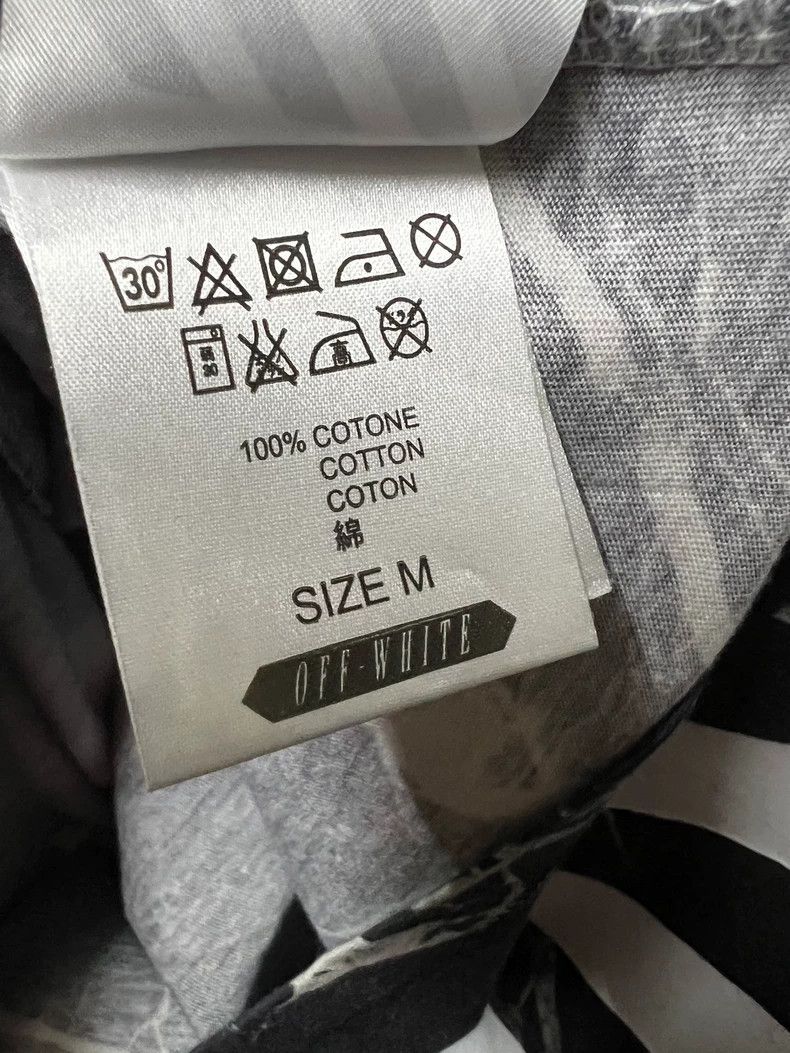 Off-White Off-White Men's Marble Print T-Shirt Size US M / EU 48-50 / 2 - 7 Thumbnail