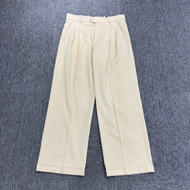 Louis Vuitton louis vuitton suede wide leg pants Size US 44 / EU 60 - 2 Thumbnail