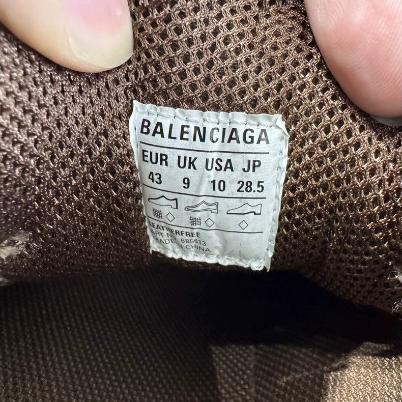 Balenciaga Balenciaga brown tire sneakers Size US 15 / EU 48 - 5 Thumbnail