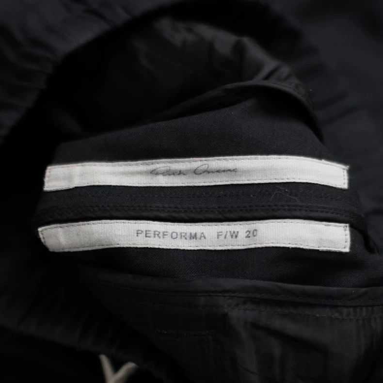Rick Owens rickowens black crotch shorts Size US 44 / EU 60 - 4 Thumbnail