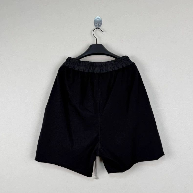 Rick Owens rickowens black classic shorts Size US 44 / EU 60 - 3 Thumbnail