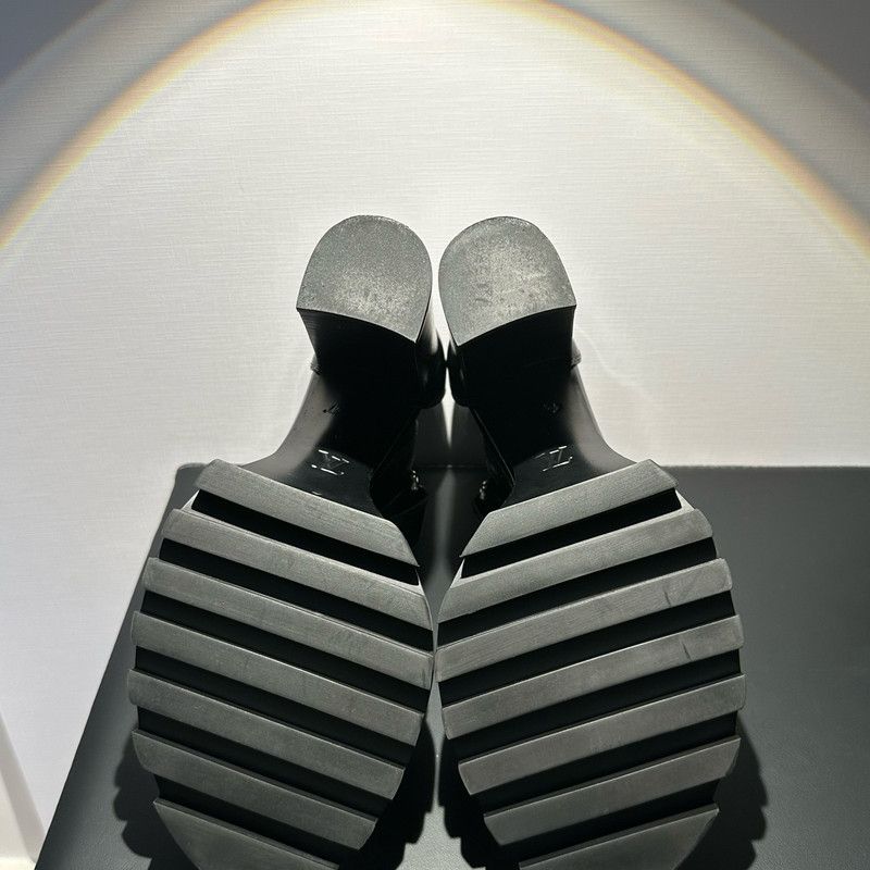 Louis Vuitton Louis Vuitton Black High Heel Sandals for Women 0079 Size US 8 / IT 38 - 9 Thumbnail