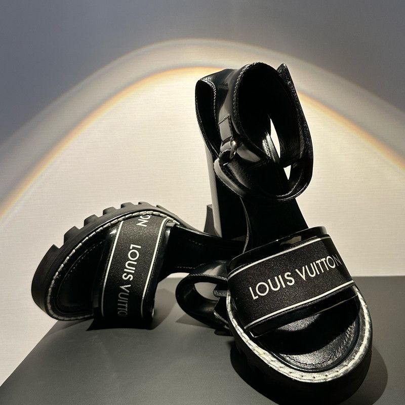 Louis Vuitton Louis Vuitton Black High Heel Sandals for Women 0079 Size US 8 / IT 38 - 3 Thumbnail