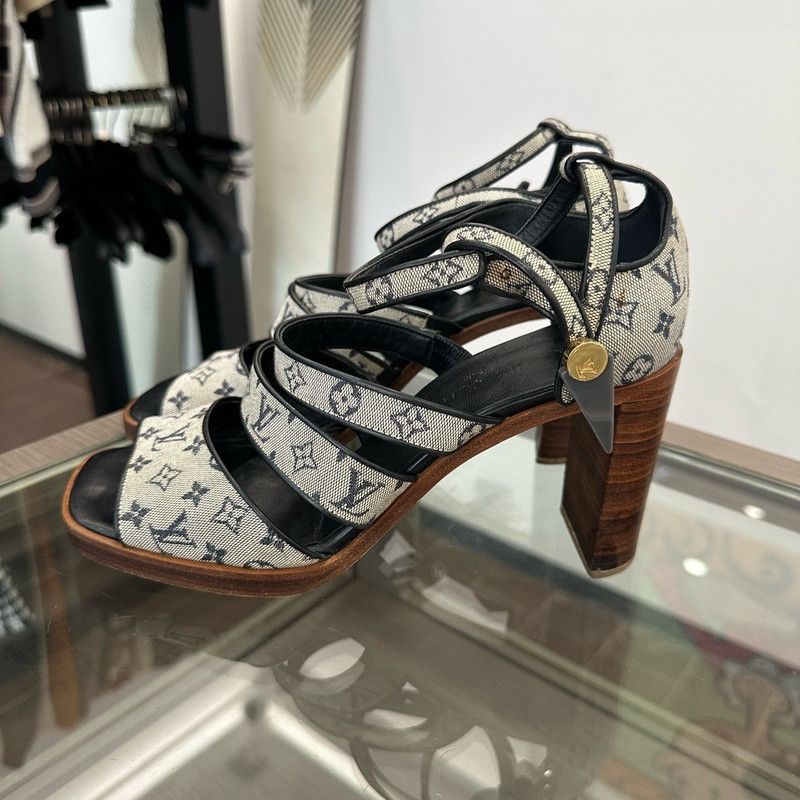 Louis Vuitton Louis Vuitton Classic Logo Denim High Heel Sandals 0079 Size US 7 / IT 37 - 3 Thumbnail