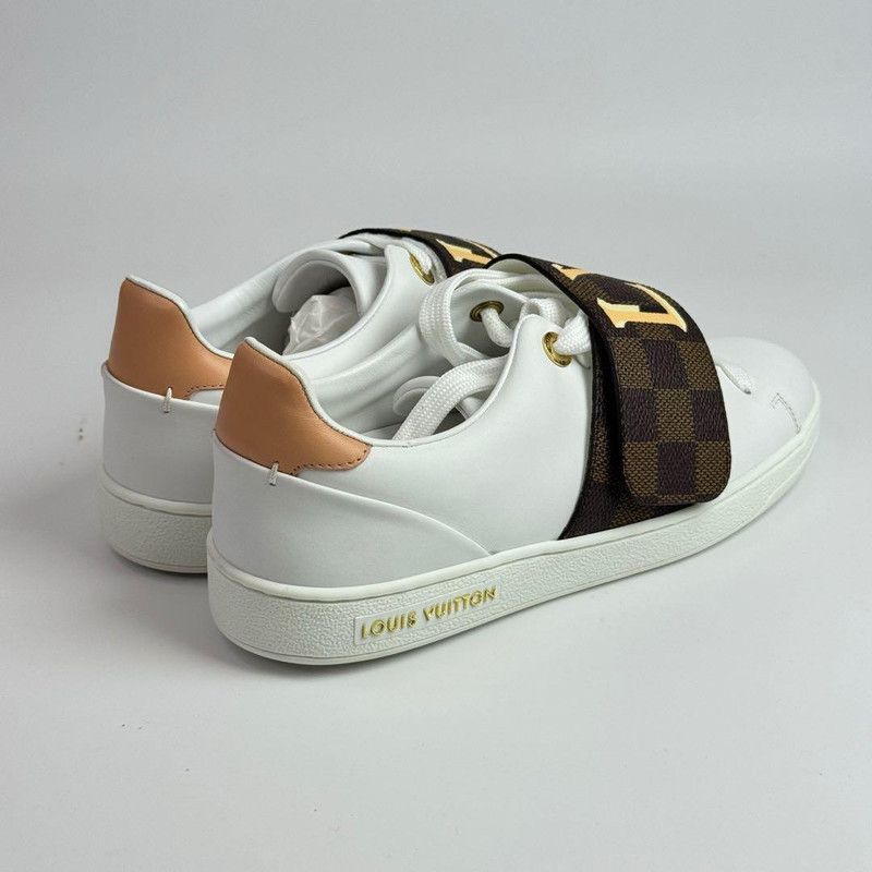 Louis Vuitton Louis Vuitton White Frontrow Leather Flat Sneakers 0079 Size US 6 / IT 36 - 7 Thumbnail