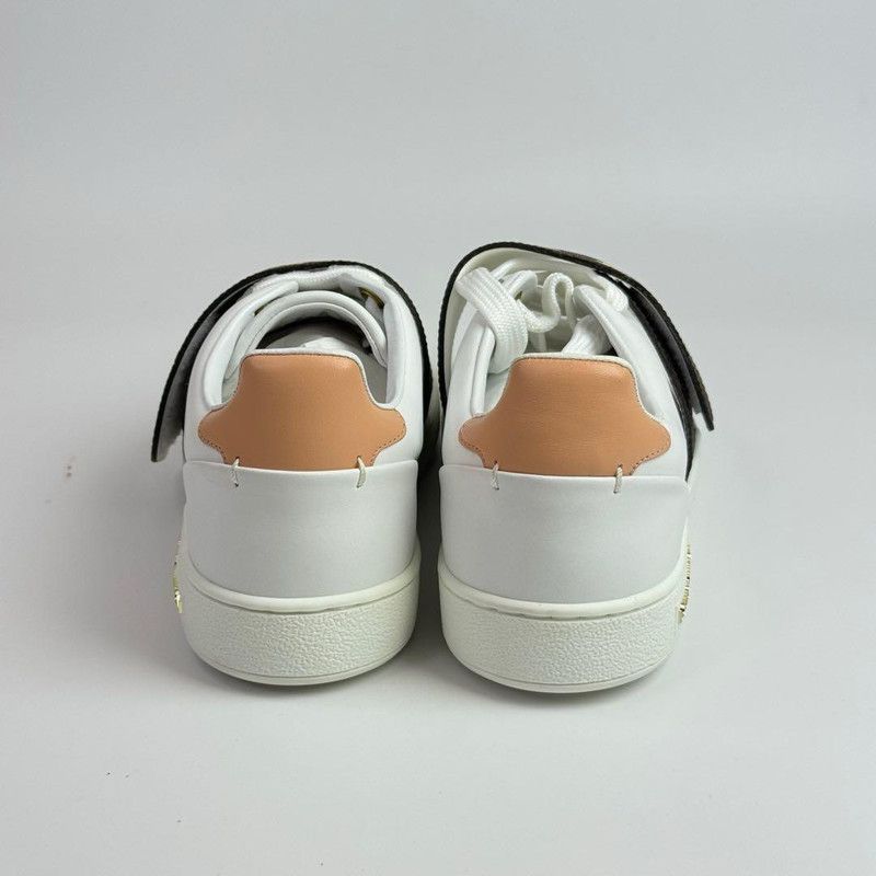 Louis Vuitton Louis Vuitton White Frontrow Leather Flat Sneakers 0079 Size US 6 / IT 36 - 6 Thumbnail