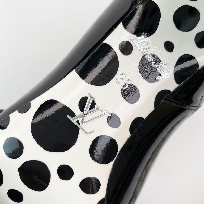 Louis Vuitton Yayoi Kusama x Louis Vuitton Black Ankle Boots 0079 Size US 4 / IT 34 - 7 Thumbnail