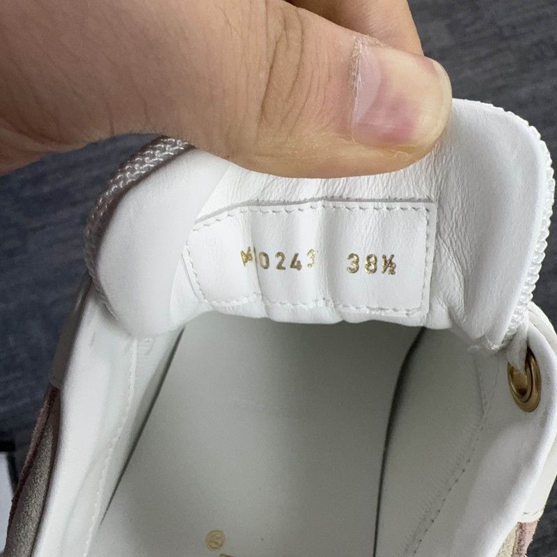 Louis Vuitton Louis Vuitton Run Away Low Top Sneakers for Women 0079 Size US 7 / IT 37 - 5 Thumbnail