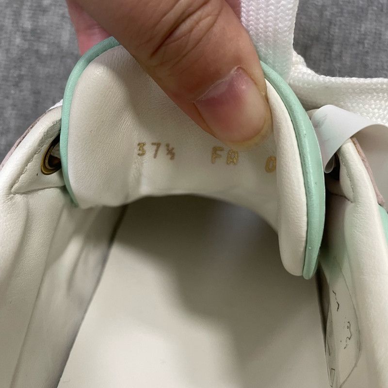 Louis Vuitton Louis Vuitton Time Out Casual Sneakers for Women 0079 Size US 7 / IT 37 - 5 Thumbnail
