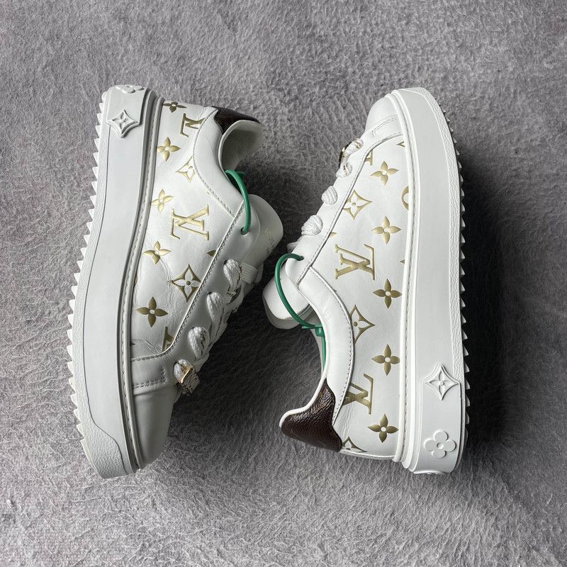 Louis Vuitton Louis Vuitton Low-Top Fashion Sneakers for Women 0079 Size US 6 / IT 36 - 8 Thumbnail