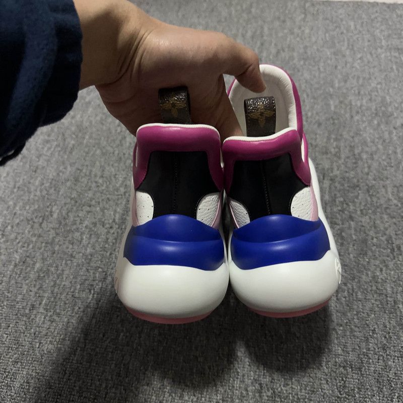Louis Vuitton Louis Vuitton Archlight 1.0 Sporty Sneakers for Women 0079 Size US 12 / IT 42 - 3 Thumbnail