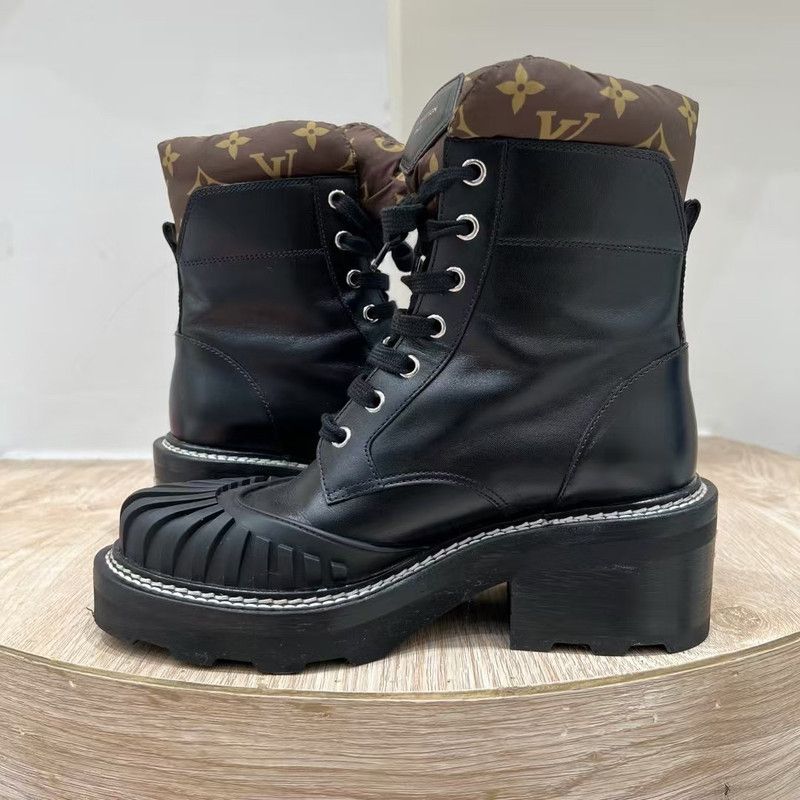 Louis Vuitton Louis Vuitton Black Beaubourg Ankle Boots for Women 0079 Size US 6 / IT 36 - 8 Thumbnail