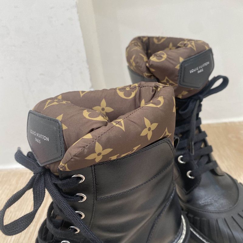 Louis Vuitton Louis Vuitton Black Beaubourg Ankle Boots for Women 0079 Size US 6 / IT 36 - 16 Thumbnail
