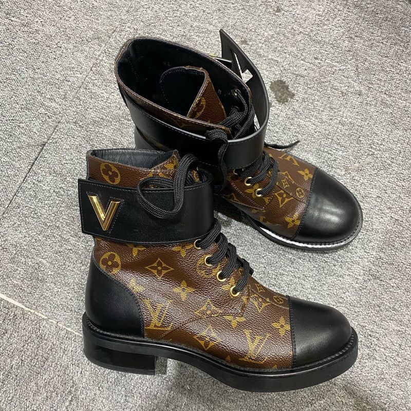 Louis Vuitton Louis Vuitton Wonderland Monogram Brown Martin Boots 0079 Size US 4 / IT 34 - 9 Thumbnail