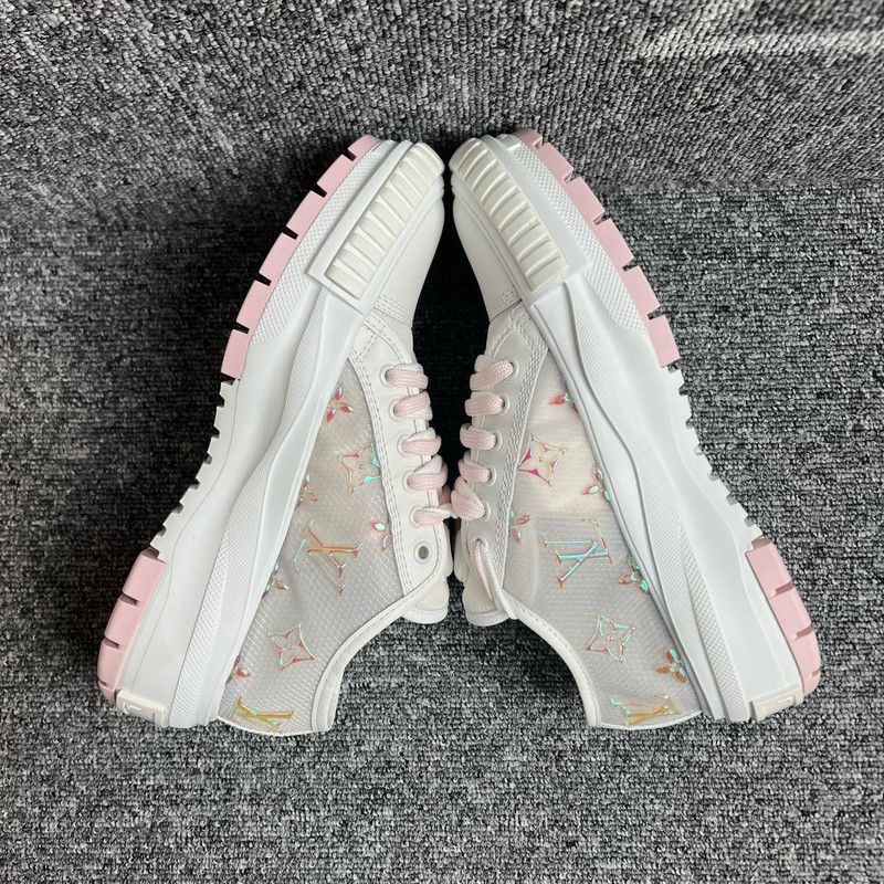 Louis Vuitton Louis Vuitton Stylish Low-Top Sneakers for Women 0079 Size US 6 / IT 36 - 7 Thumbnail