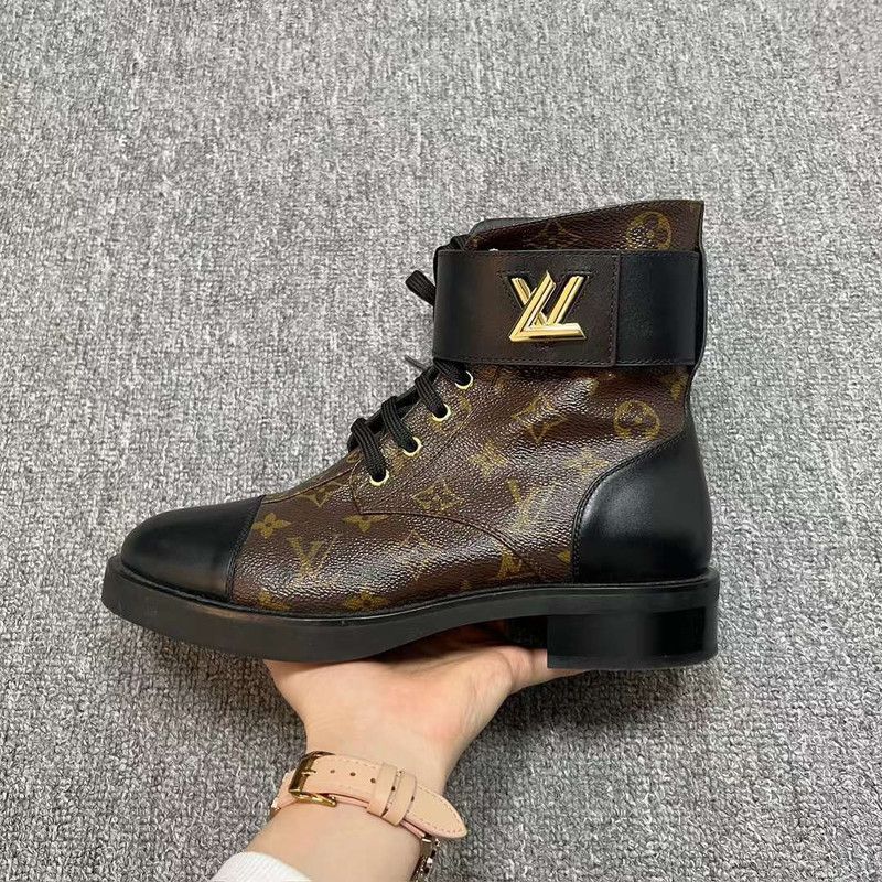 Louis Vuitton Louis Vuitton Wonderland Fashion Short Boots for Women 0079 Size US 8 / IT 38 - 7 Thumbnail