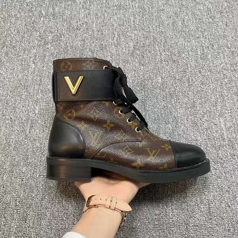 Louis Vuitton Louis Vuitton Wonderland Fashion Short Boots for Women 0079 Size US 8 / IT 38 - 10 Thumbnail