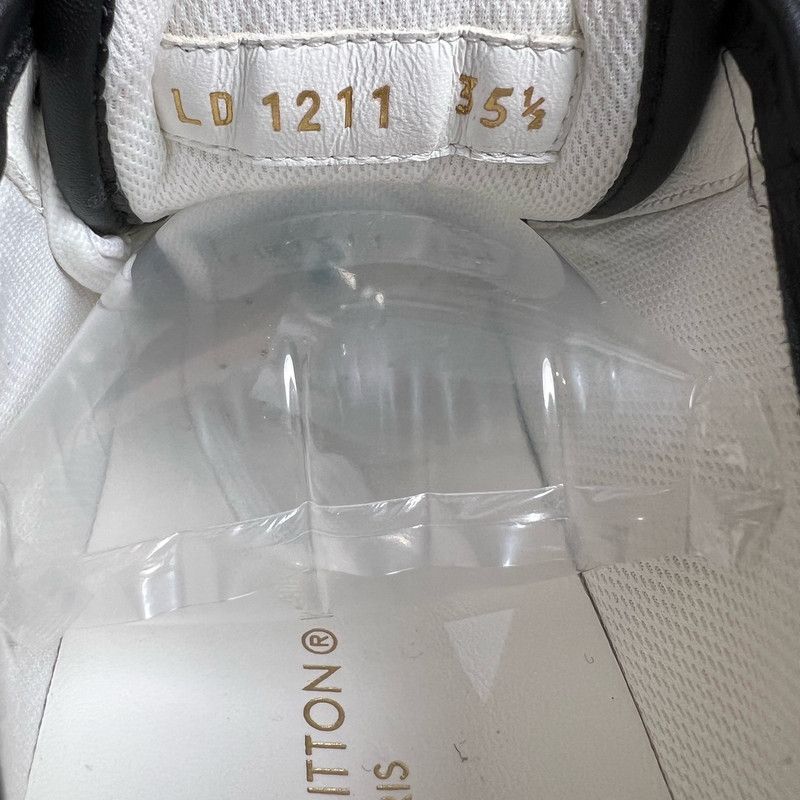 Louis Vuitton Louis Vuitton Squad Comfortable Casual Sneakers for Women 0079 Size US 6 / IT 36 - 5 Thumbnail