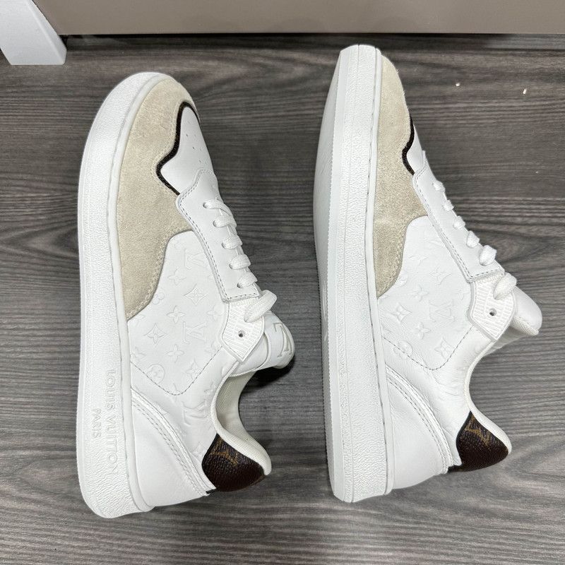 Louis Vuitton Louis Vuitton Stadium Classic Low Top Sneakers 0079 Size US 6 / IT 36 - 7 Thumbnail