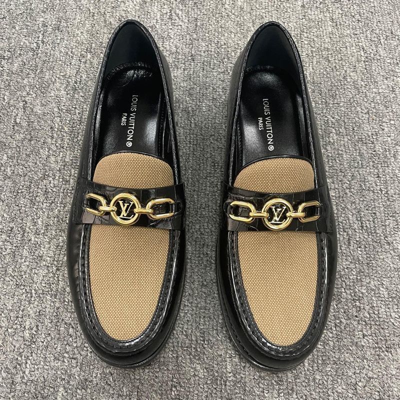 Louis Vuitton Louis Vuitton Casual Loafers in Brown and Black 0079 Size US 6 / IT 36 - 2 Thumbnail
