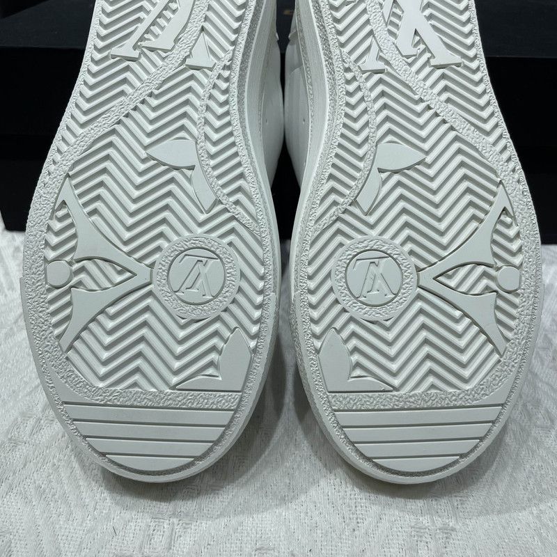 Louis Vuitton Louis Vuitton Charlie Low-Top Fashion Sneakers 0079 Size US 6 / IT 36 - 10 Thumbnail