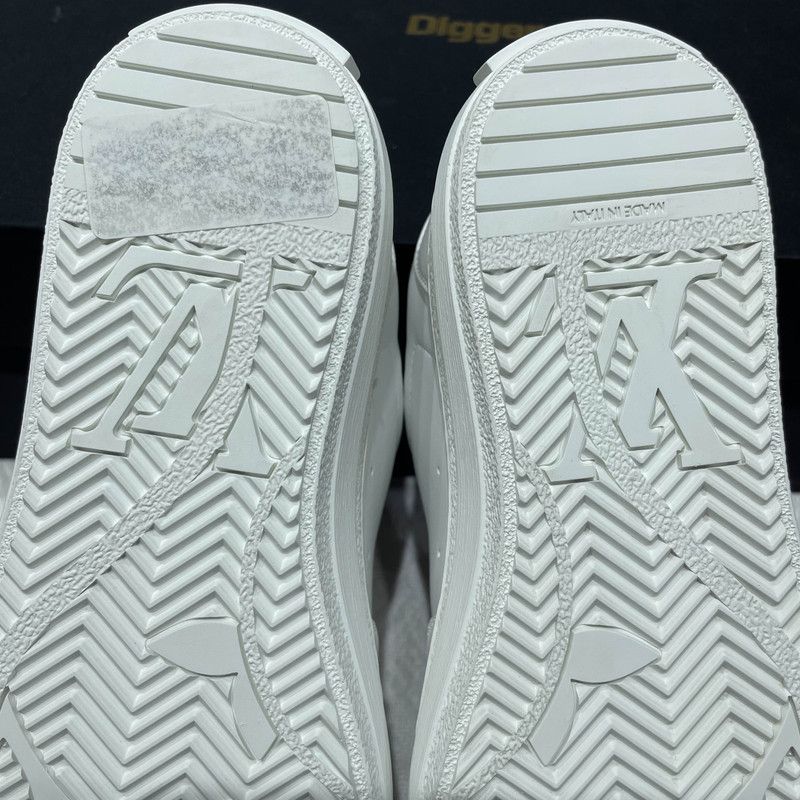 Louis Vuitton Louis Vuitton Charlie Low-Top Fashion Sneakers 0079 Size US 6 / IT 36 - 11 Thumbnail