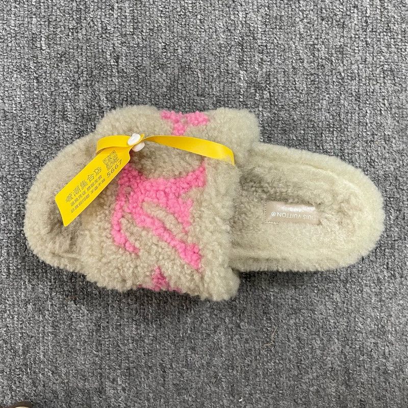 Louis Vuitton Louis Vuitton Paseo Flat Comfort Slippers in Beige 0079 Size US 6 / IT 36 - 8 Thumbnail