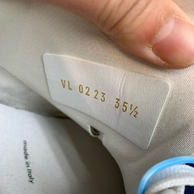 Louis Vuitton Louis Vuitton Run 55 Blue and White Sneakers 0079 Size US 4 / IT 34 - 10 Thumbnail