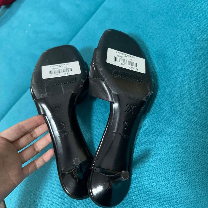 Louis Vuitton Louis Vuitton Revival Black Heeled Slides for Women 0079 Size US 7 / IT 37 - 4 Thumbnail