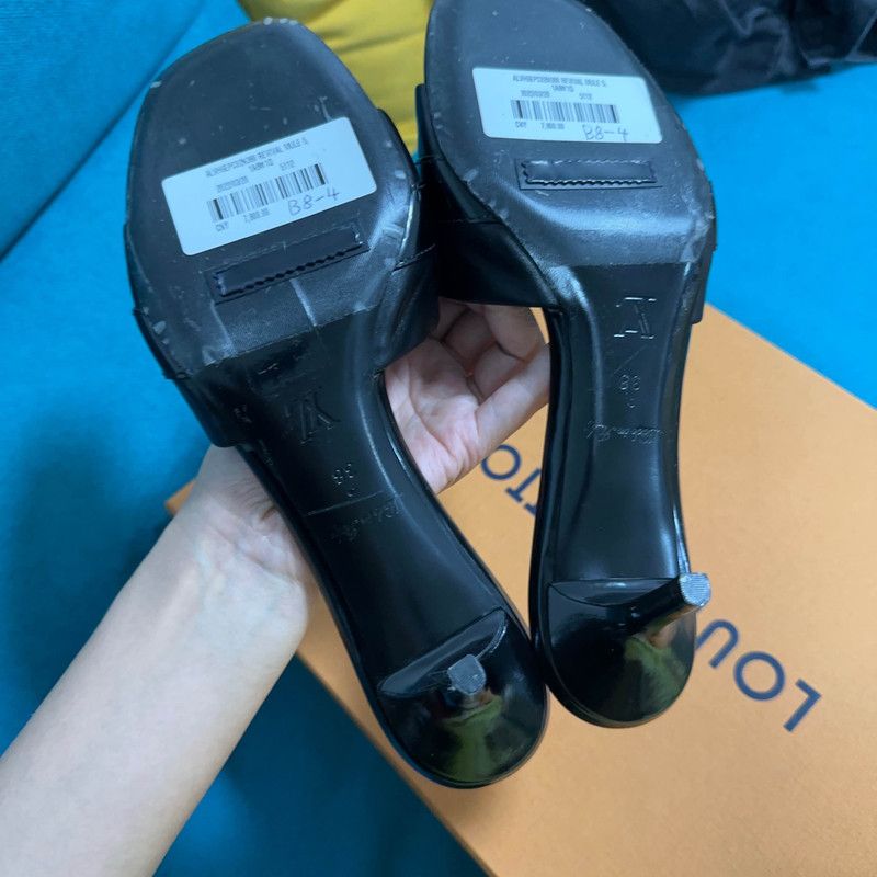 Louis Vuitton Louis Vuitton Revival Black Heeled Slides for Women 0079 Size US 7 / IT 37 - 7 Thumbnail