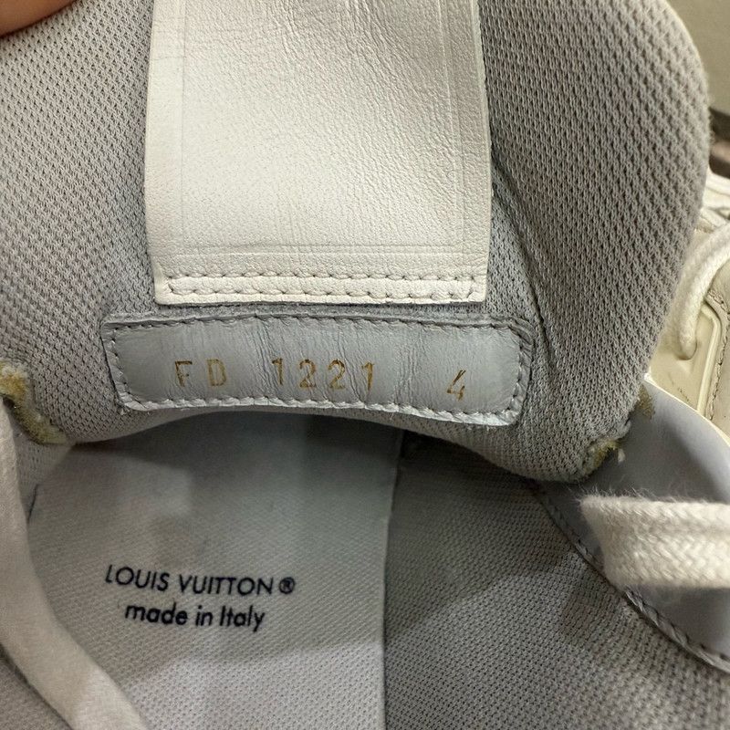 Louis Vuitton Louis Vuitton Low-Top White Sneakers for Men and Women 0079 Size US 7.5 / EU 40-41 - 5 Thumbnail