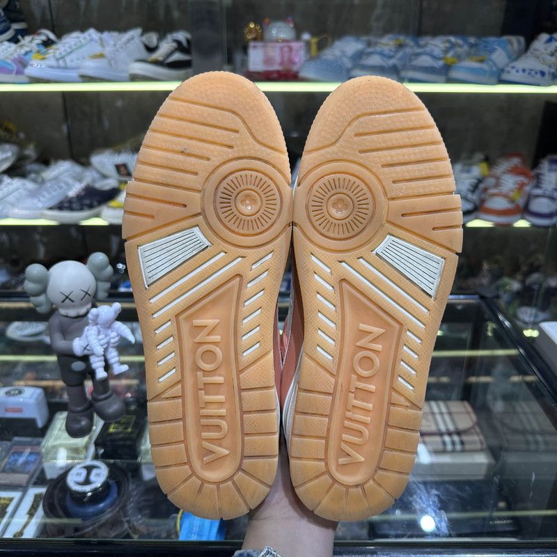 Louis Vuitton Louis Vuitton Trainer Low Sneakers in Peach Pink 0079 Size US 10 / IT 40 - 4 Thumbnail