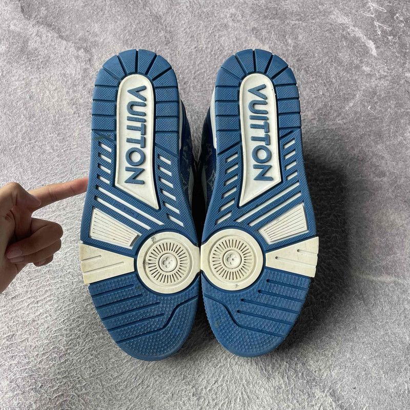 Louis Vuitton Louis Vuitton Denim Trainers in Blue and White 0079 Size US 10 / EU 43 - 4 Thumbnail