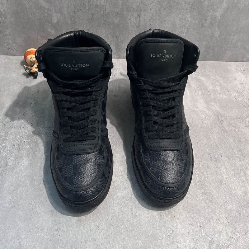 Louis Vuitton Louis Vuitton Rivoli High-top Fashion Sneakers 0079 Size US 9 / IT 39 - 2 Thumbnail