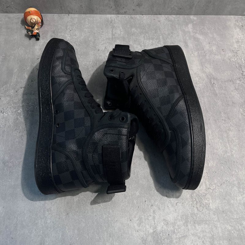 Louis Vuitton Louis Vuitton Rivoli High-top Fashion Sneakers 0079 Size US 9 / IT 39 - 8 Thumbnail