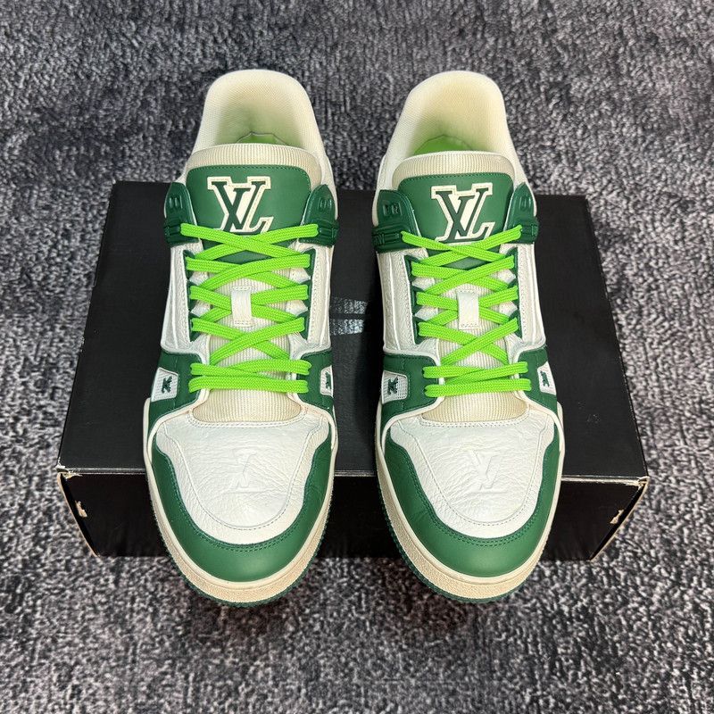 Louis Vuitton Louis Vuitton Green Low-Top Trainer Sneakers 0079 Size US 10 / IT 40 - 2 Thumbnail